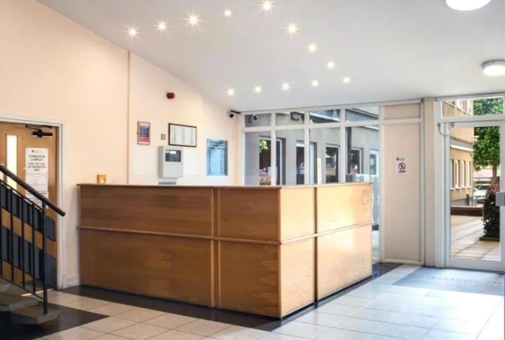 Abba Views Apartment London Exterior photo