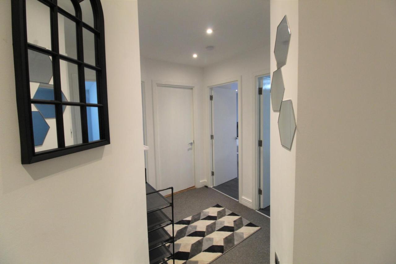 Abba Views Apartment London Exterior photo